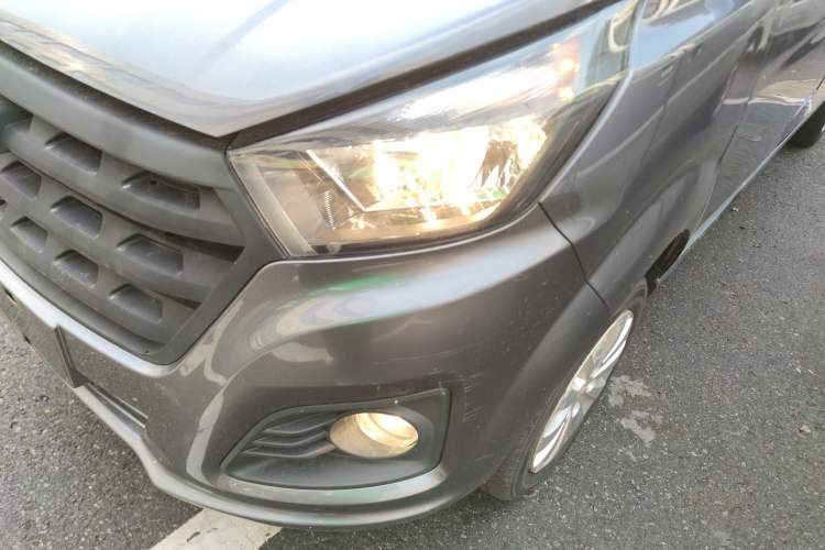 Used Jinbei Gold Hiace M Classic 2022 1.5L Travel Lion Passenger Vehicle 5 Seats