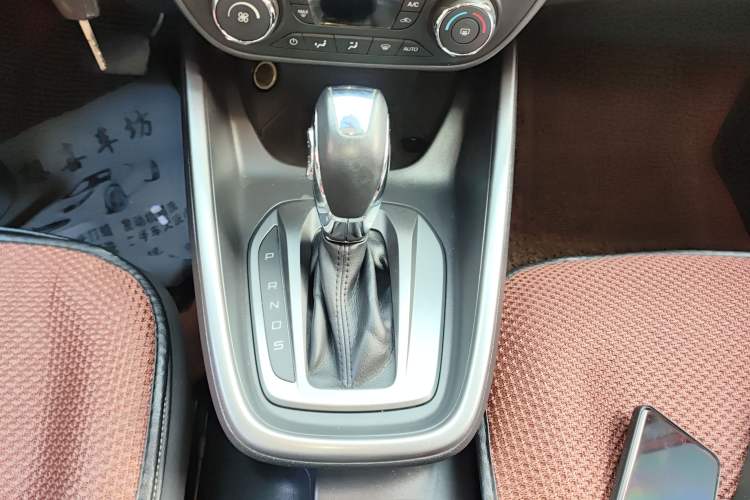 Used Ford Escort 2015 1.5L Automatic Fashion Model