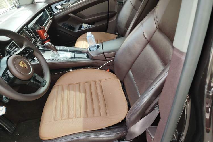 Used Porsche Panamera 2010 Panamera 4 3.6L
