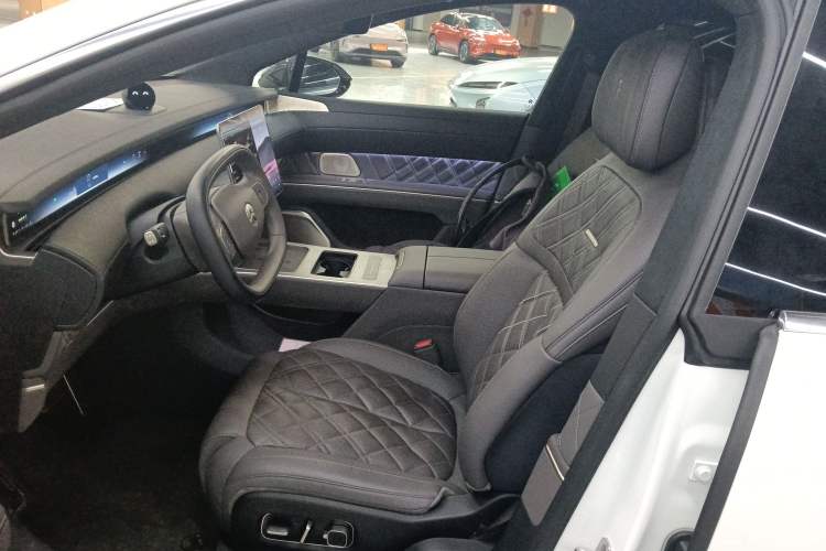 Used Nio ET9 2025 100 kWh
