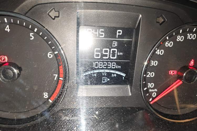 Used Volkswagen Polo 2016 1.6L Automatic Comfort Model
