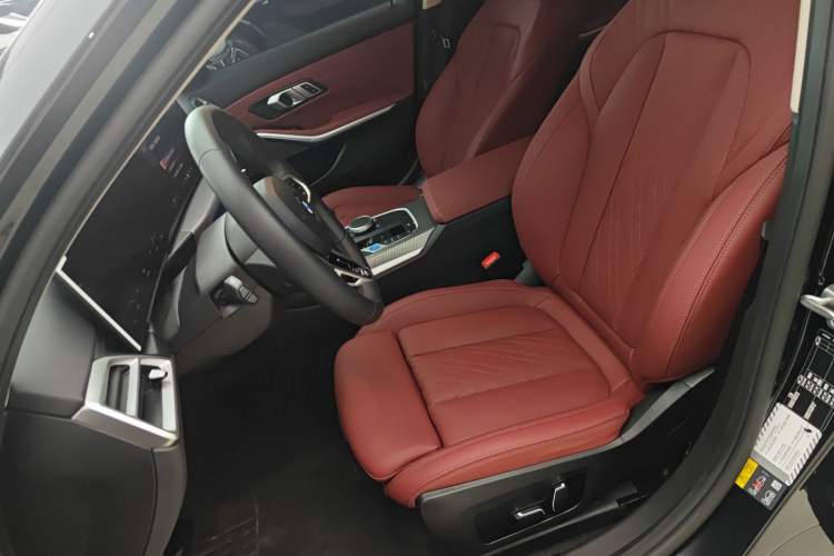 Used BMW i3 2025 eDrive 40 L Midnight Sports Package