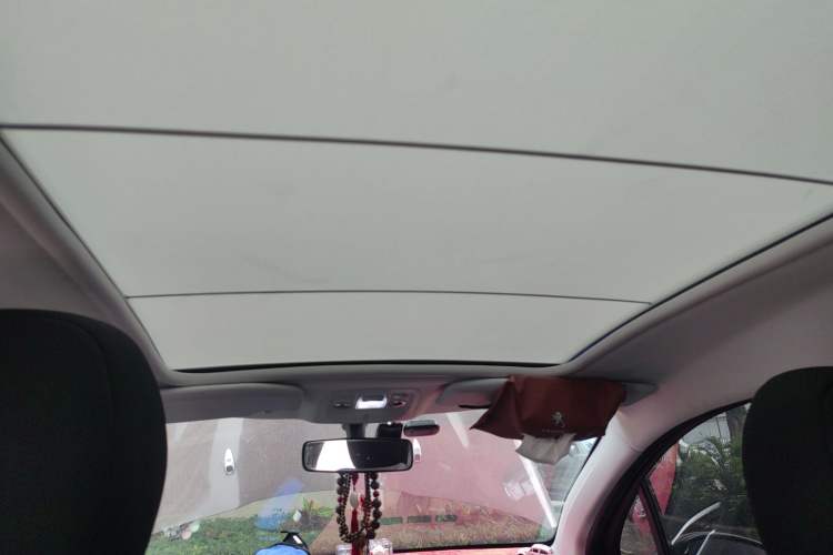 Used Peugeot 2008 2014 1.6L Automatic Fashion Edition Headliner