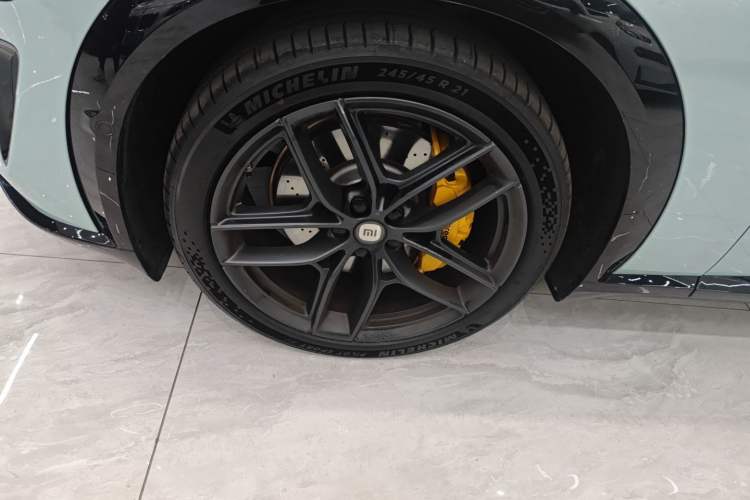 Used Xiaomi Auto YU7 2025 Ultra-Long Range High-Performance All-Wheel-Drive Max Edition