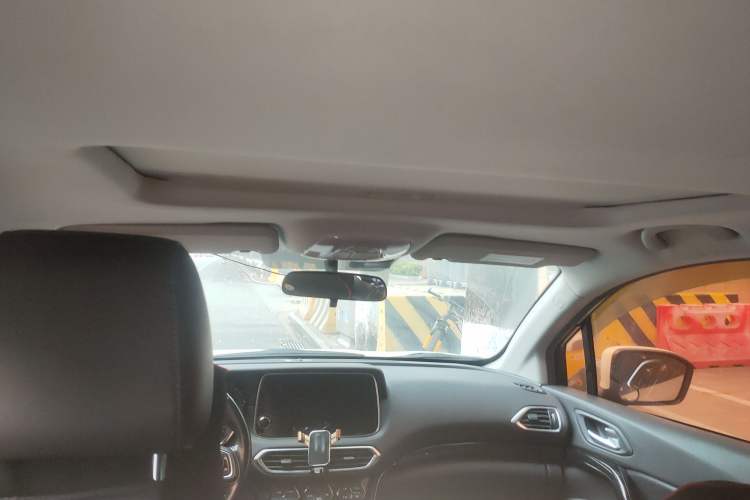 Used GAC Trumpchi GS4 2018 235T Automatic Two-Wheel Drive Luxury Smart Connectivity Version Headliner