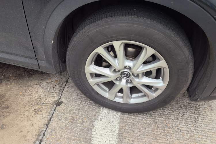 Used Mazda CX-4 2016 2.0L Automatic 2WD Blue Sky Dynamic Edition Right Front Wheel Hub