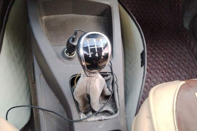 Used Wuling Hongguang 2015 1.5L S Base Model China IV