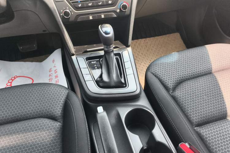 Used Hyundai Elantra (6th Generation / Lingdong) 2018 1.4T Dual-Clutch Xuan Dong · Dynamic Edition