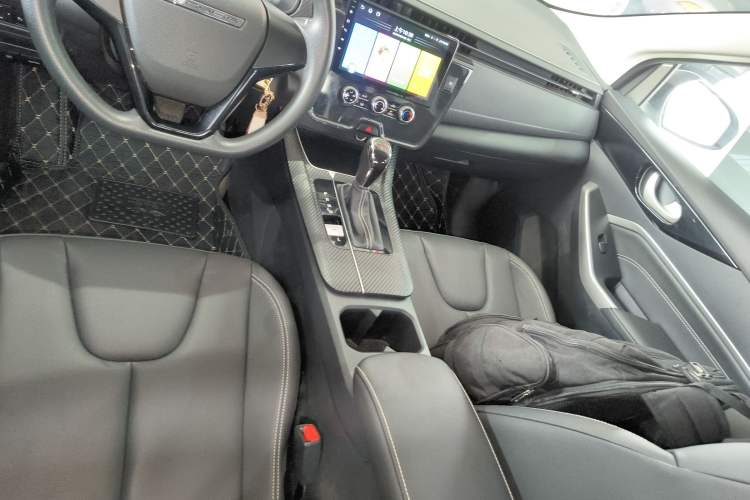 Used Venucia D60 2023 PLUS 1.6L XE CVT Trendy Edition