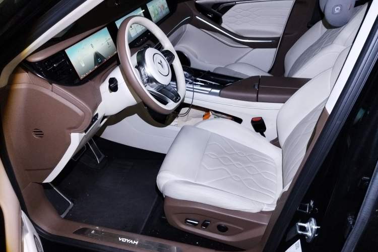 Used VOYAH FREE 2021 Four-Wheel Drive Standard Range-Extended Exclusive Luxury Package