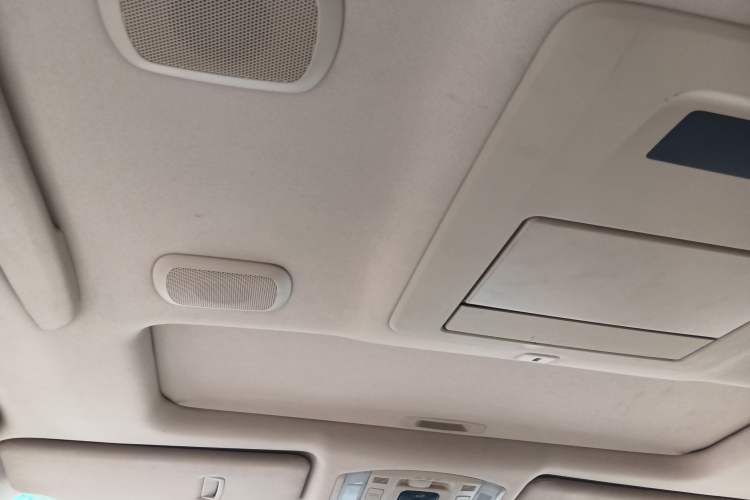 Used Toyota Alphard 2011 3.5L Luxury Edition Headliner