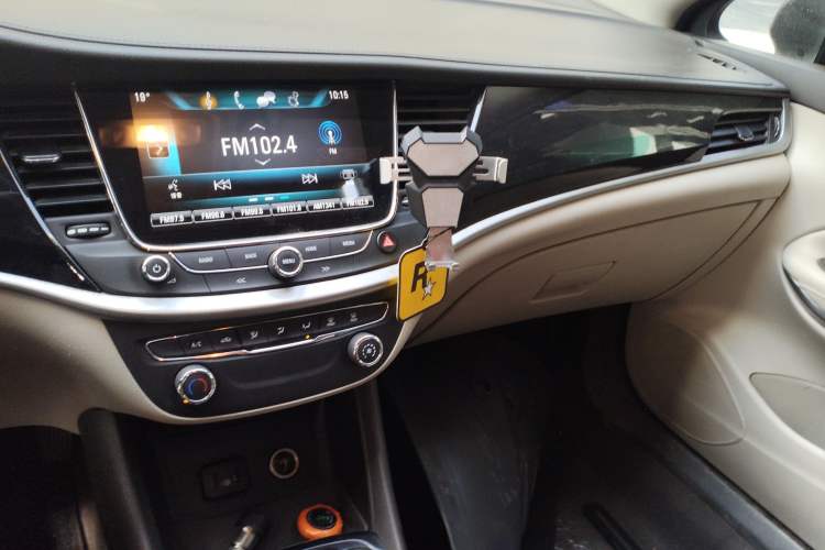 Used Buick Verano 2017 Sedan 15S Manual Leading Model Audio And AC Panel