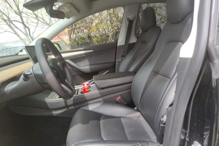 Used Tesla Model Y 2021 Long-Range All-Wheel-Drive Version 3D7