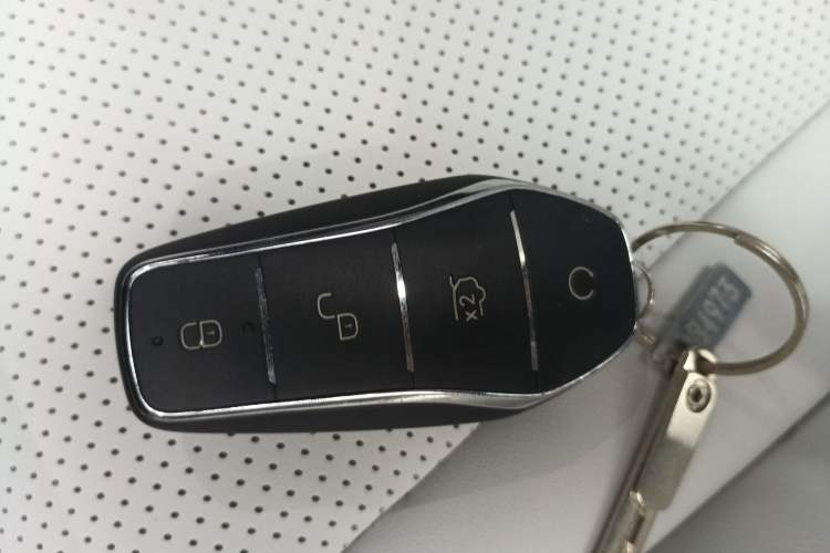 Used BYD Seal 06 New Energy 2024 DM-i 80KM Prestige Model Interior 1