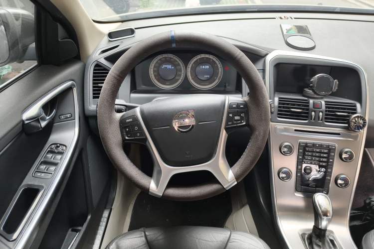 Used Volvo XC60 2013 T5 Zhiya Edition

