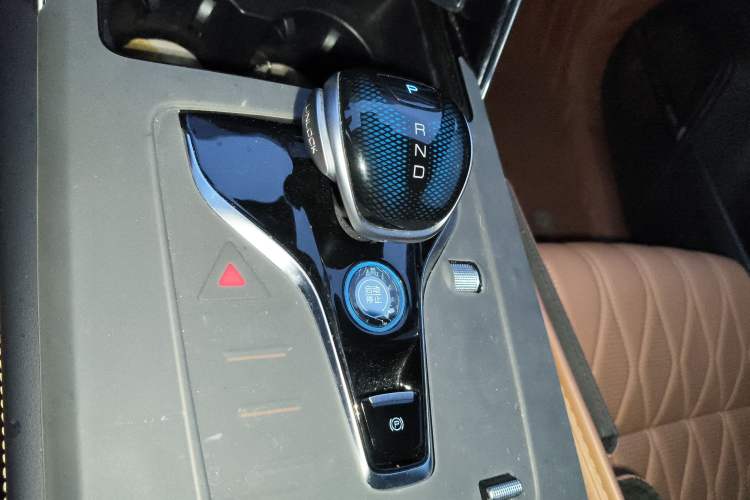 Used BYD Tang New Energy 2023 DM-i Champion Edition 112KM Prestige Model