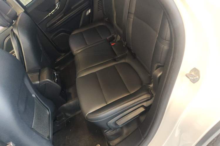 Used Lincoln Corsair 2023 2.0T Two-Wheel Drive Luxury Edition Left Rear Seat