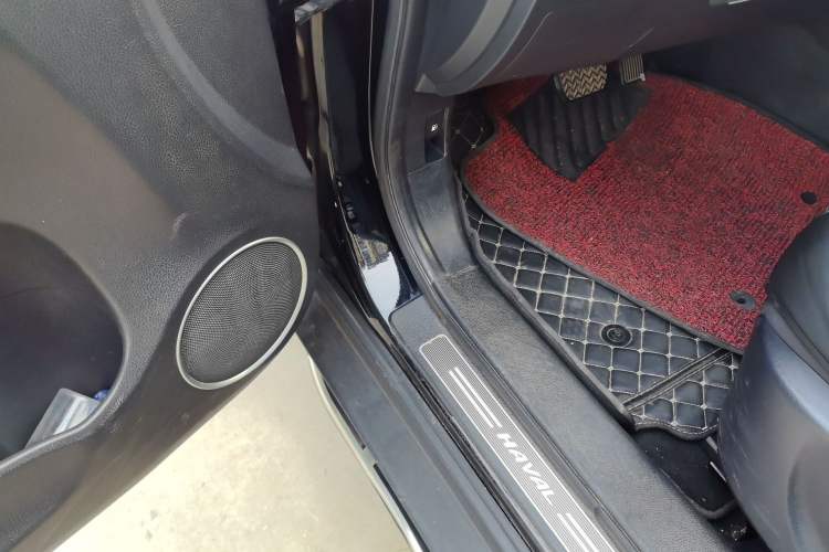 Used Haval H6 2015 Sport Edition 1.5T Automatic Two-Wheel Drive Luxury Model