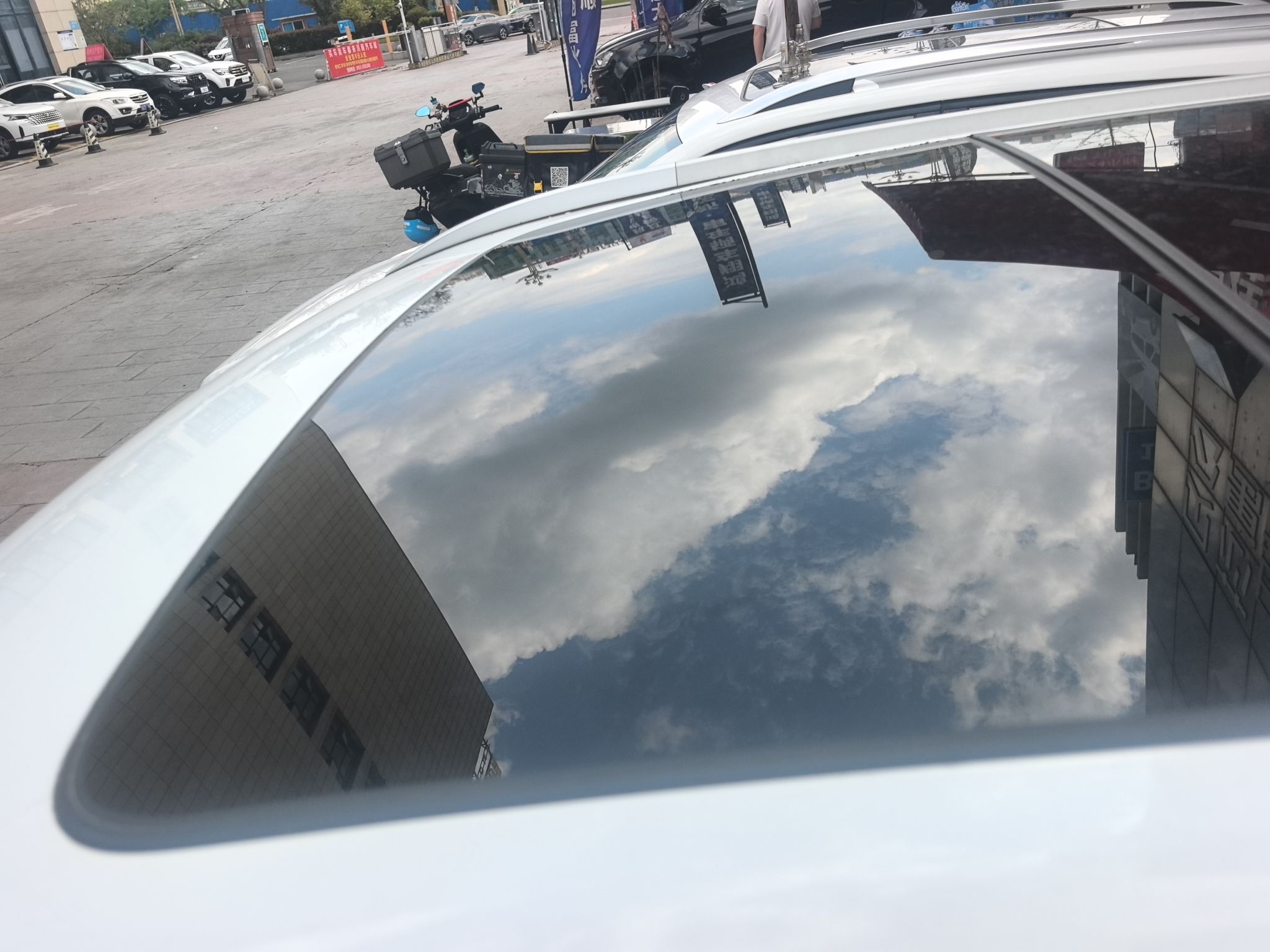 Geely Auto Emgrand X7 Sport 2022 1.8TD DCT Zhiya Trim — снимка 5