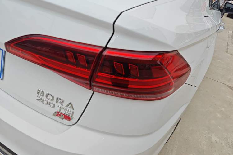 Used Volkswagen Bora 2023 200TSI DSG Smart Drive Version Exterior 1