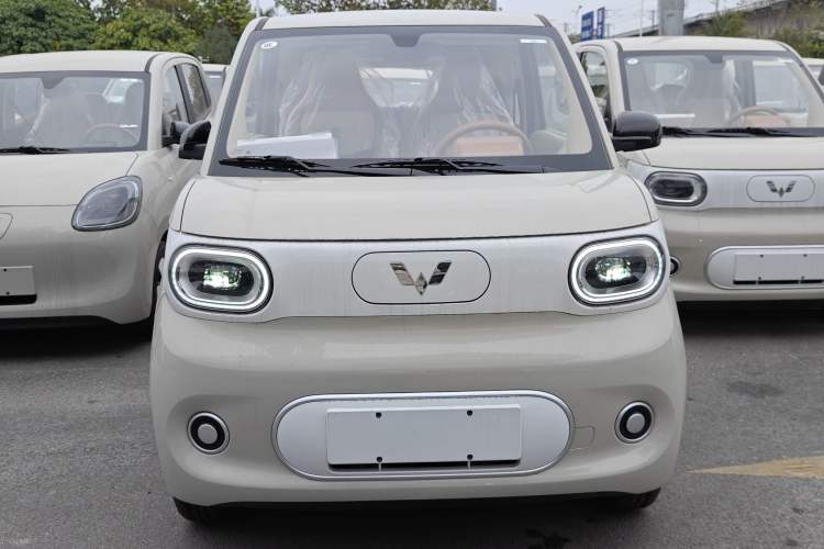 Used Wuling Hongguang MINIEV 2024 3rd Generation 215km Youth Edition