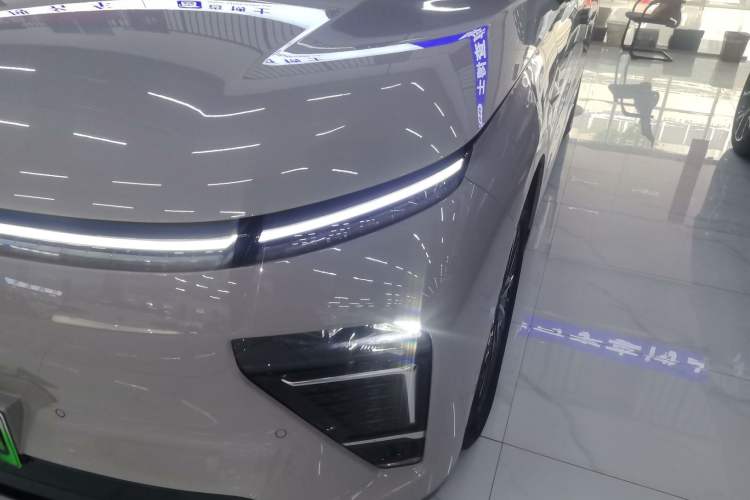 Used EXEED Star Era ET 2025 Extended-Range 240 Max All-Wheel Drive Urban Advanced Driver Assistance Left Front Headlight