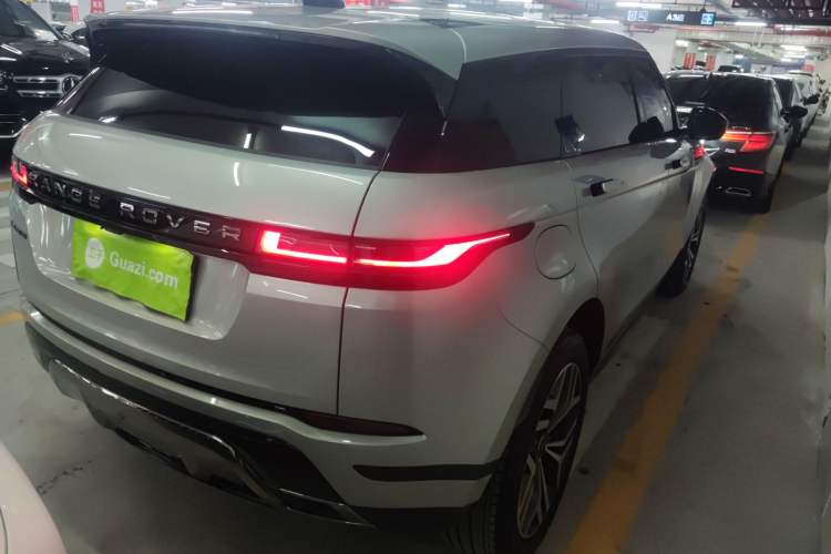 Used Land Rover Range Evoque 2024 Aurora L 249 PS Prestige Light-Chasing Edition
