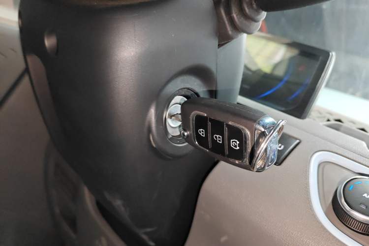 Used Dongfeng Fengon MINIEV 2022 Shishi Style Practical Version
