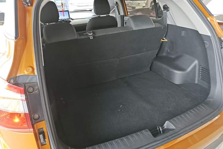Used Baojun 510 2017 1.5L manual Comfort trim
