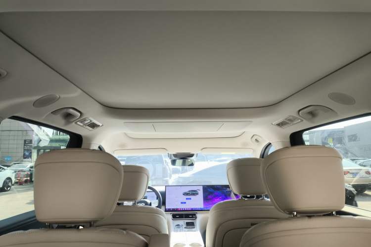 Used Chery T11 2026 Model 220 All-Wheel Drive Family Fun Edition