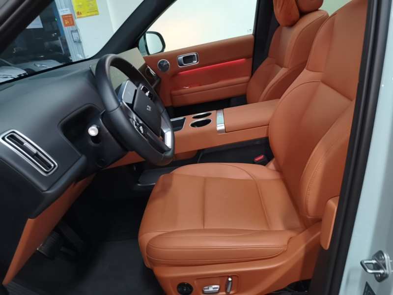 Used Li Auto L6 2025 Max Smart Refresh Edition — 14