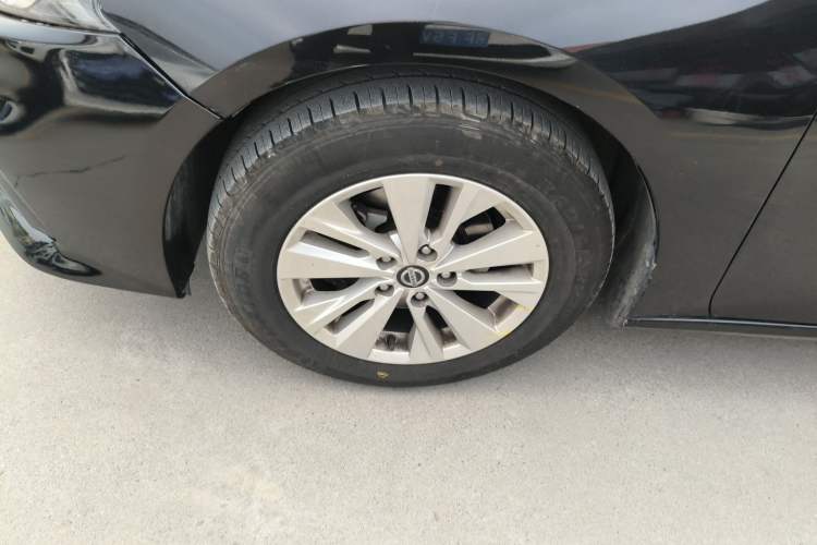 Used Nissan Teana 2021 2.0L XE Exclusive Edition Left Front Wheel Hub