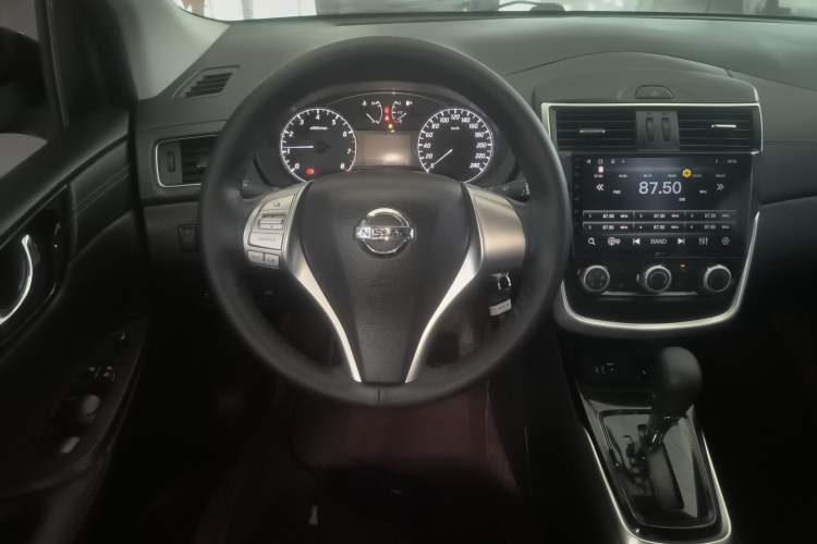 Used Nissan Tiida 2021 1.6L CVT Cool Edition Steering Wheel