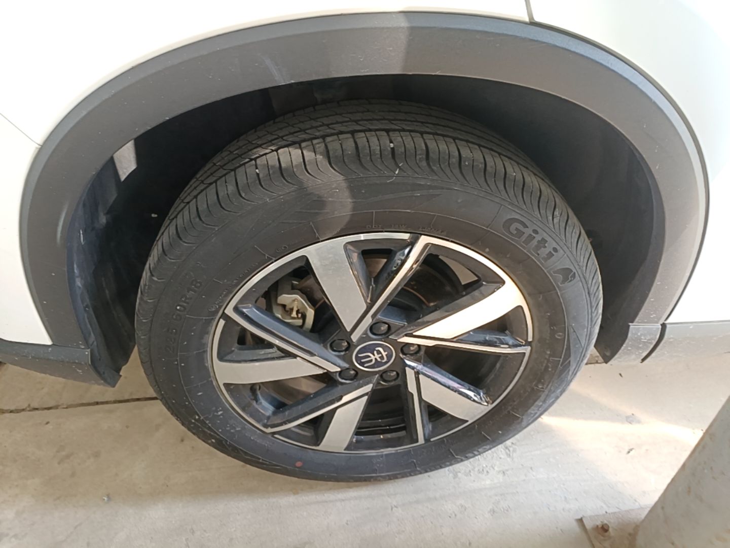 BYD Song Pro New Energy 2023 Champion Edition DM-i 71KM Leading Model — снимка 11