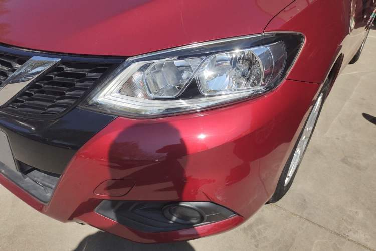 Used Nissan Tiida 2016 1.6L CVT Cool Dynamic Edition Left Front Headlight