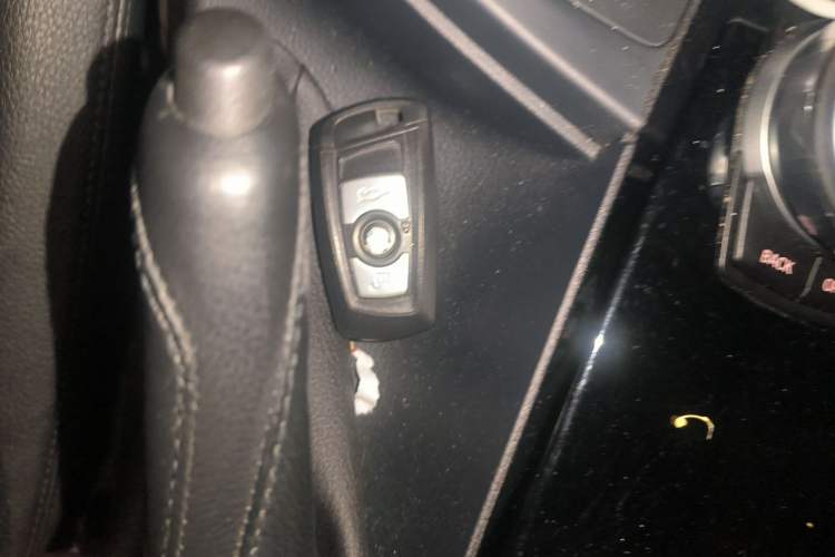 Used BMW 3 Series 2019 320Li Fashion Model
