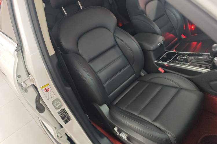 Used Haval H7 2017 Red-Label H7L 2.0T Automatic Luxury Model