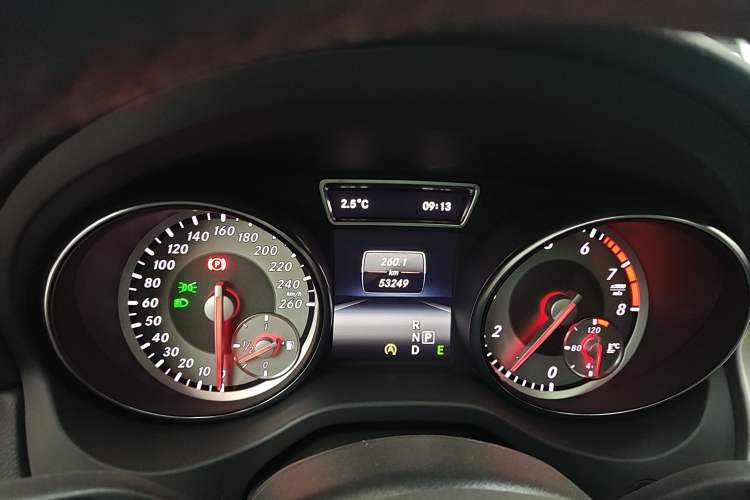 Used Mercedes-Benz CLA 2015 CLA 220 4MATIC
