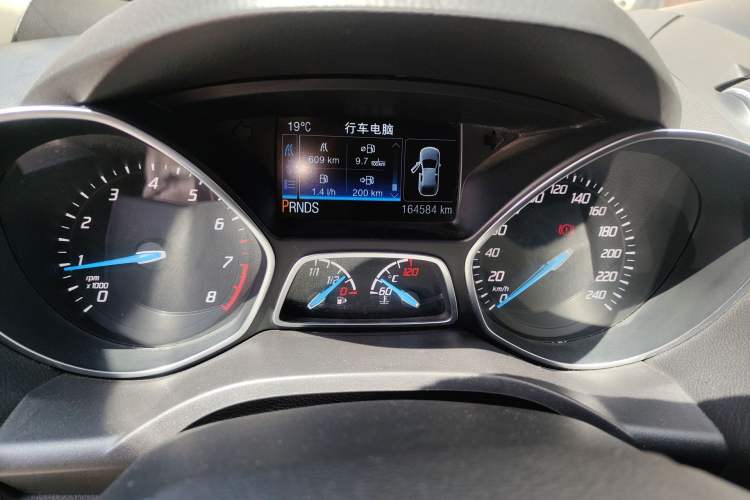 Used Ford Kuga 2015 2.0L GTDi Four-Wheel Drive Elite Model
