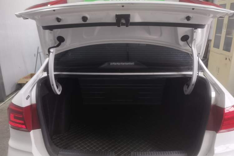 Used Volkswagen Santana 2021 1.5L Manual Fashion Edition
