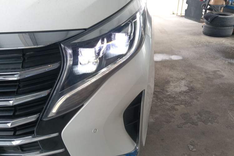 Used GAC Trumpchi M8 2021 Lingxiu Series 390T Ultimate Edition Left Front Headlight