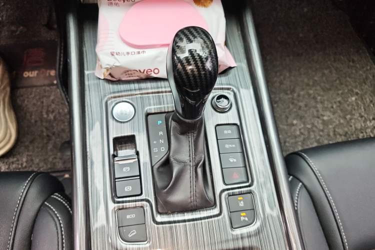 Used BYD Tang 2018 2.0T Automatic SmartConnect Prestige 7-Seater China V Standard Gear Lever