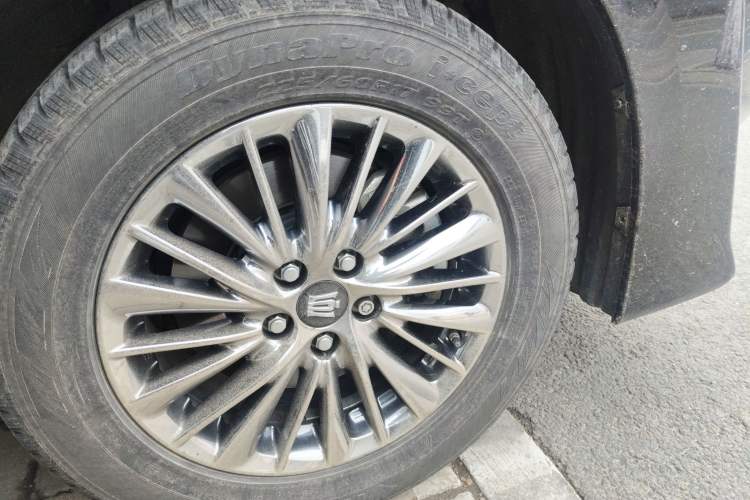 Used Toyota Vellfire 2021 Crown Dual-Engine 2.5L HV Prestige Edition Right Front Wheel Hub