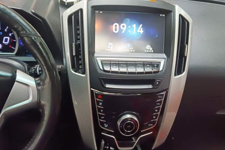 Used Luxgen U6 SUV 2015 1.8T Fashion Edition