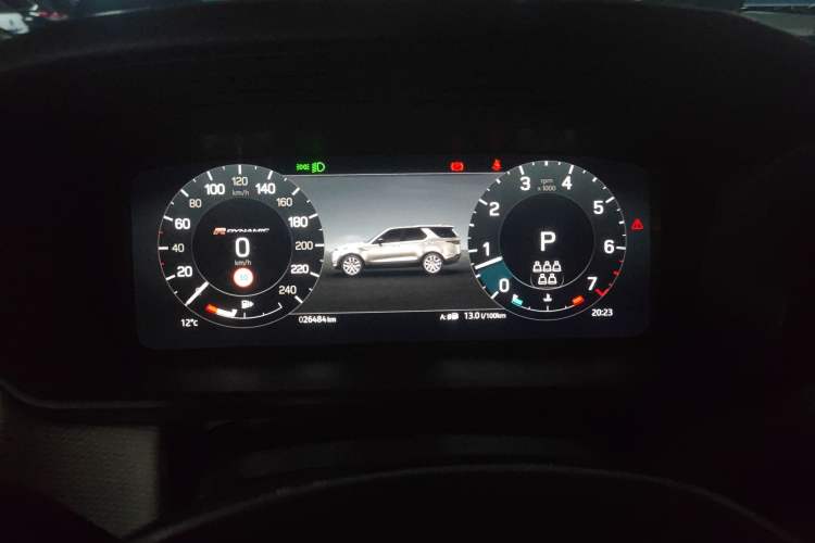 Used Land Rover Discovery 2023 Revised Version 360 PS R-Dynamic S