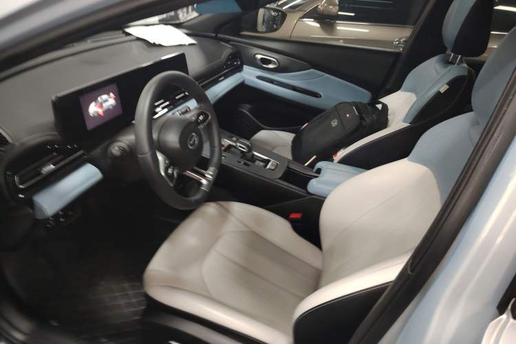 Used GAC Trumpchi EMPOW 2023 Shadow Leopard H High-Energy Hybrid Edition
