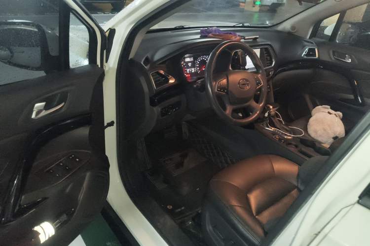 Used GAC Trumpchi GS4 2016 235T G-DCT Luxury Edition Driver Seat