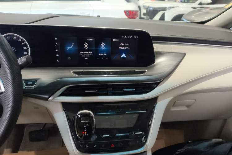 Used Buick GL8 2021 ES Landtrek 653T Comfort Edition
