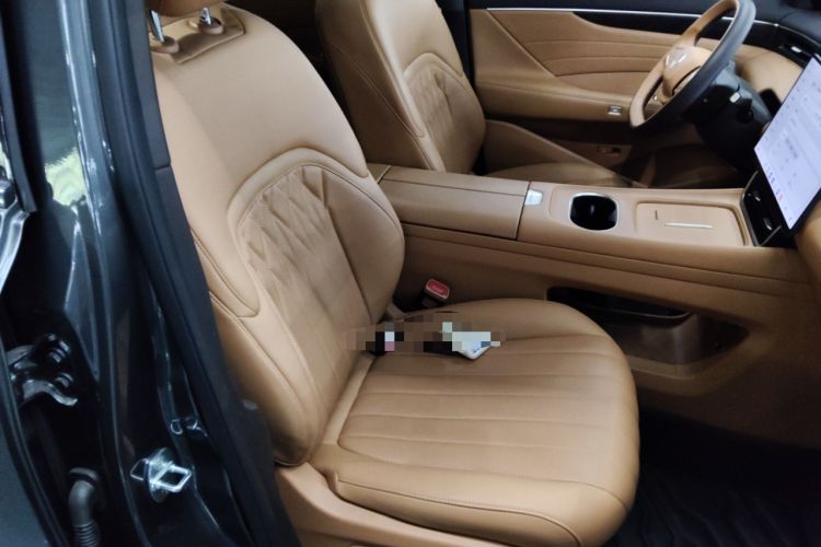 Used Dongfeng Aeolus L8 2025 Model 185KM Dream Edition
