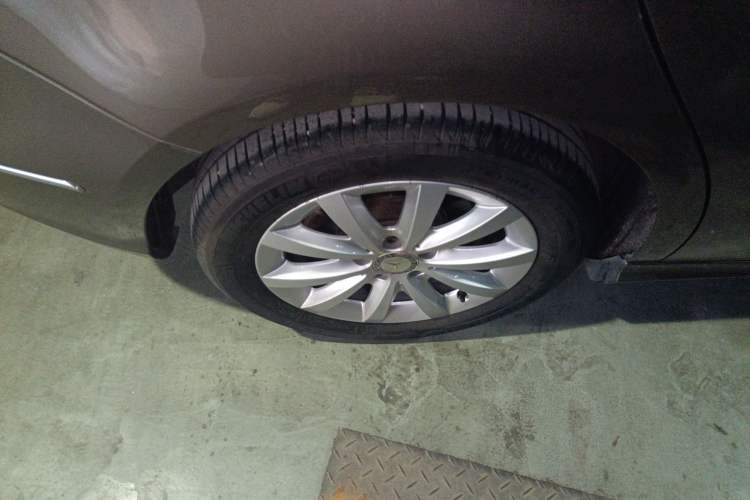 Used Mercedes-Benz B-Class 2012 B 180 Exterior 8